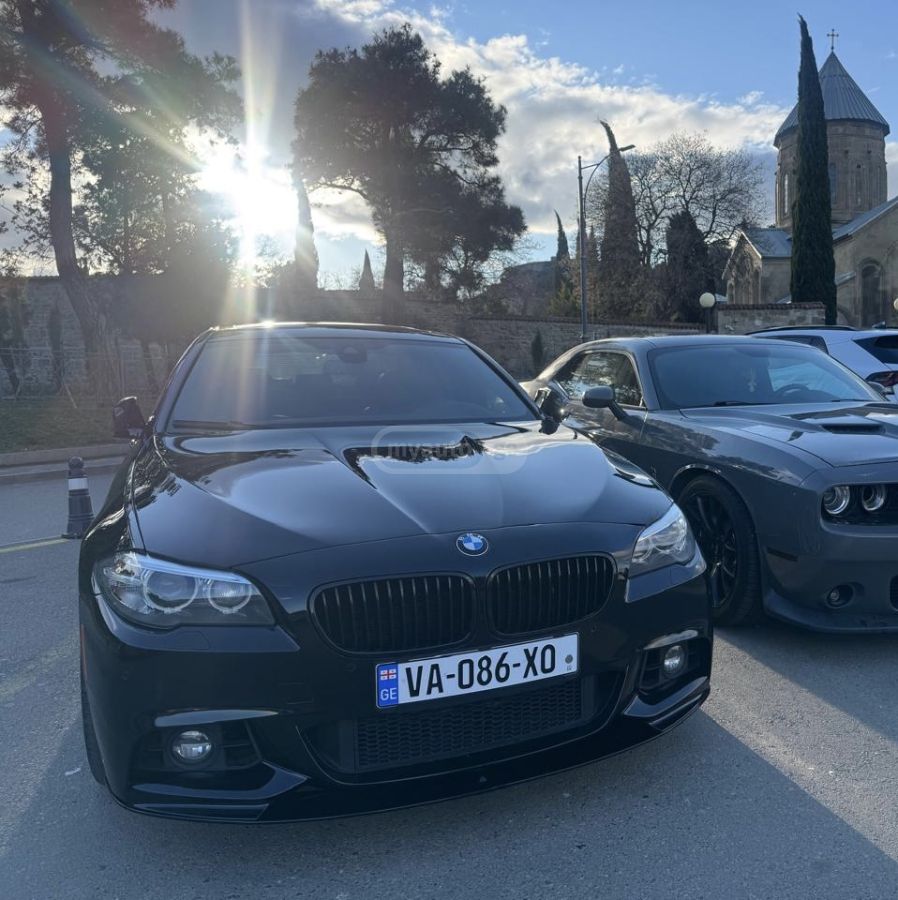 BMW 550 2016 — photo 2