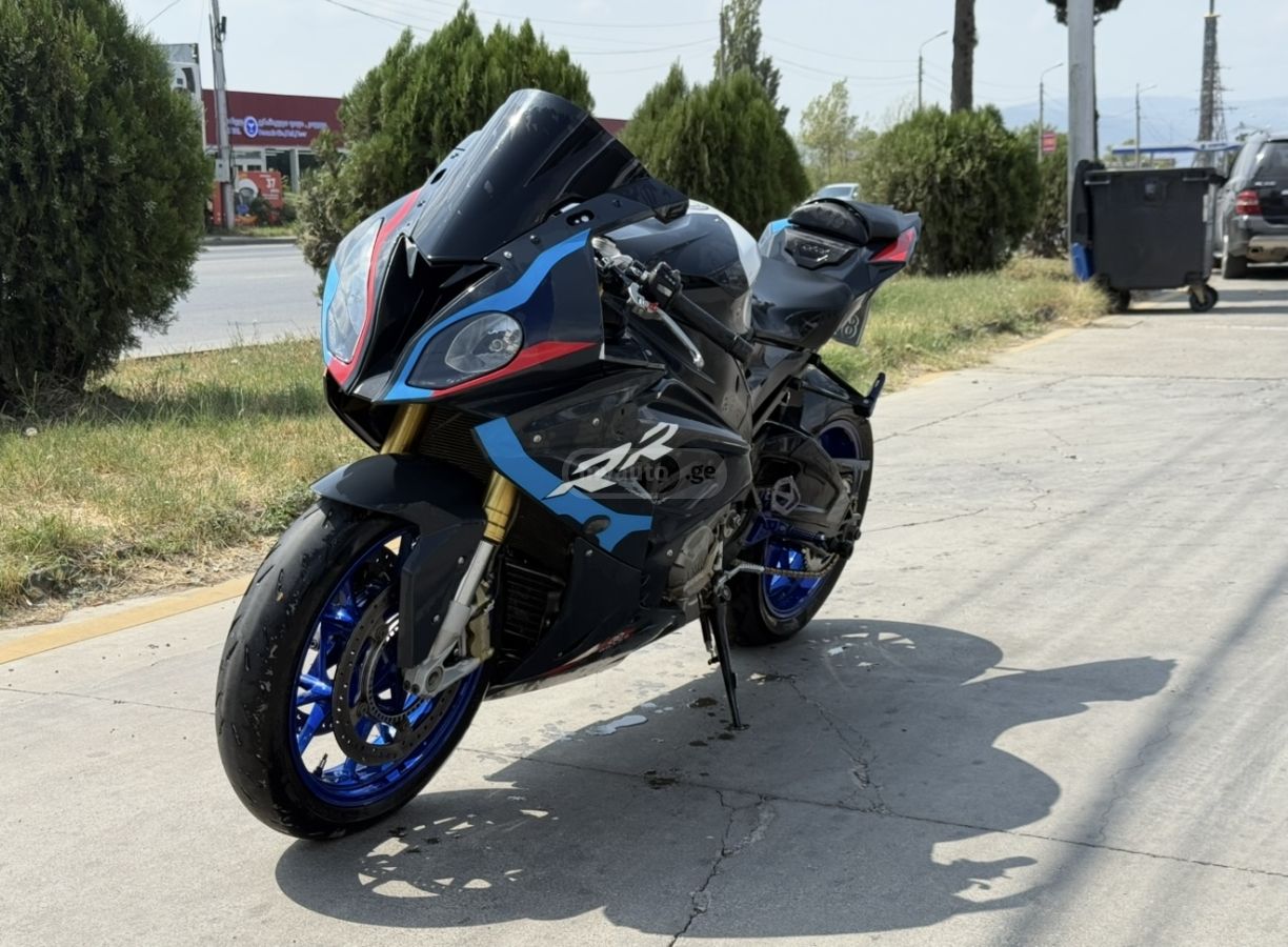 BMW S1000