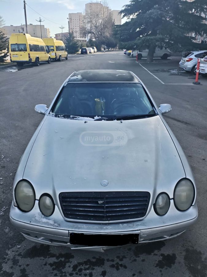 Mercedes-Benz CLK 200 1999 — photo 2