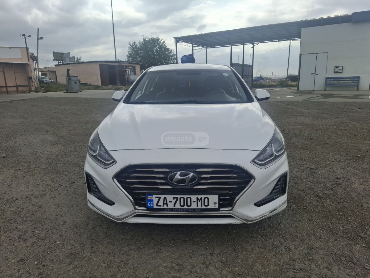 Hyundai Sonata 2018 — photo 2