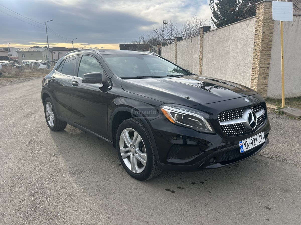 Mercedes-Benz GLA 250 2015 — photo 2