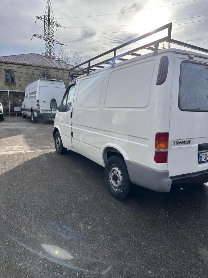Ford Transit 1999 — photo 2