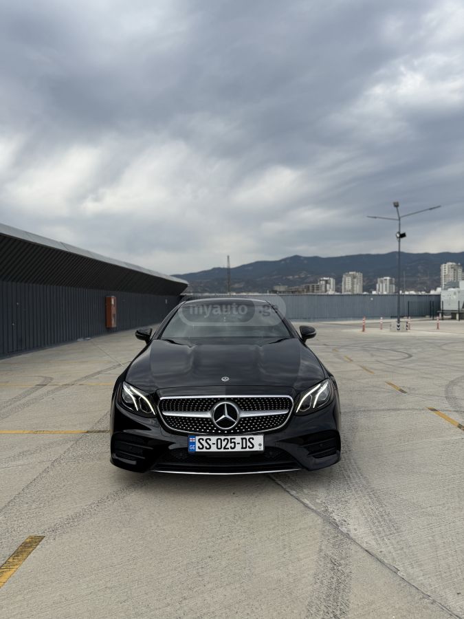 Mercedes-Benz E 400 2017 — photo 2