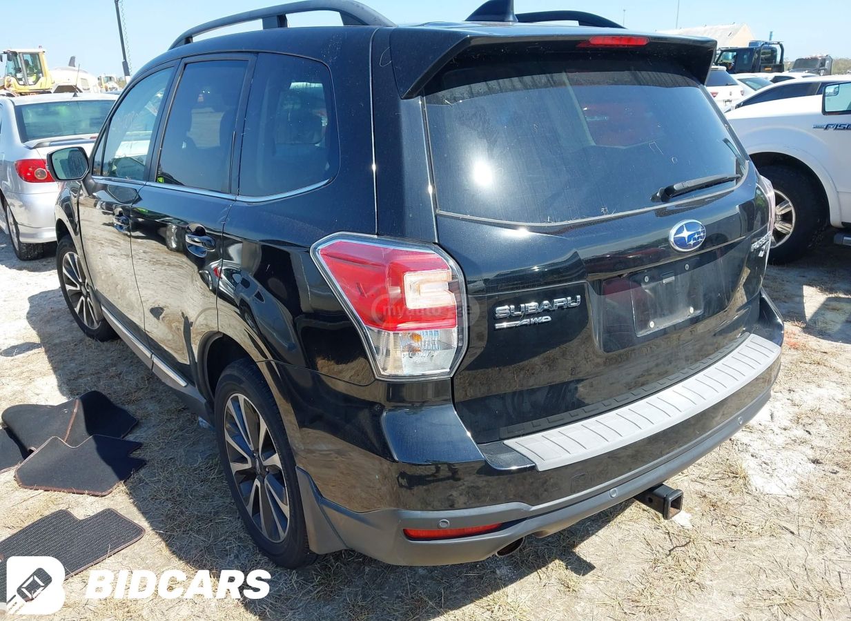 Subaru Forester 2018 — photo 2