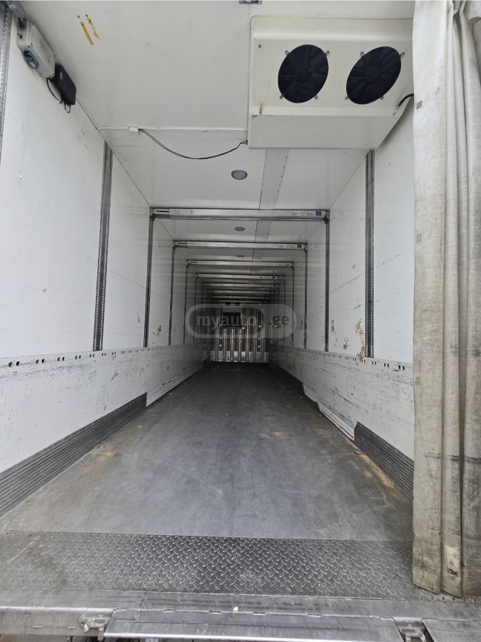 Isuzu 26.440 2015 — photo 2