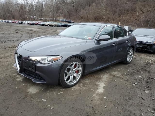 Alfa Romeo Giulia
