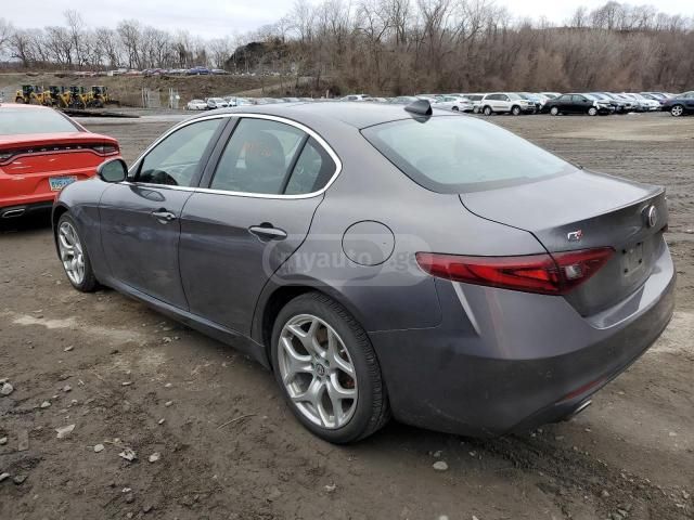 Alfa Romeo Giulia 2020 — photo 2