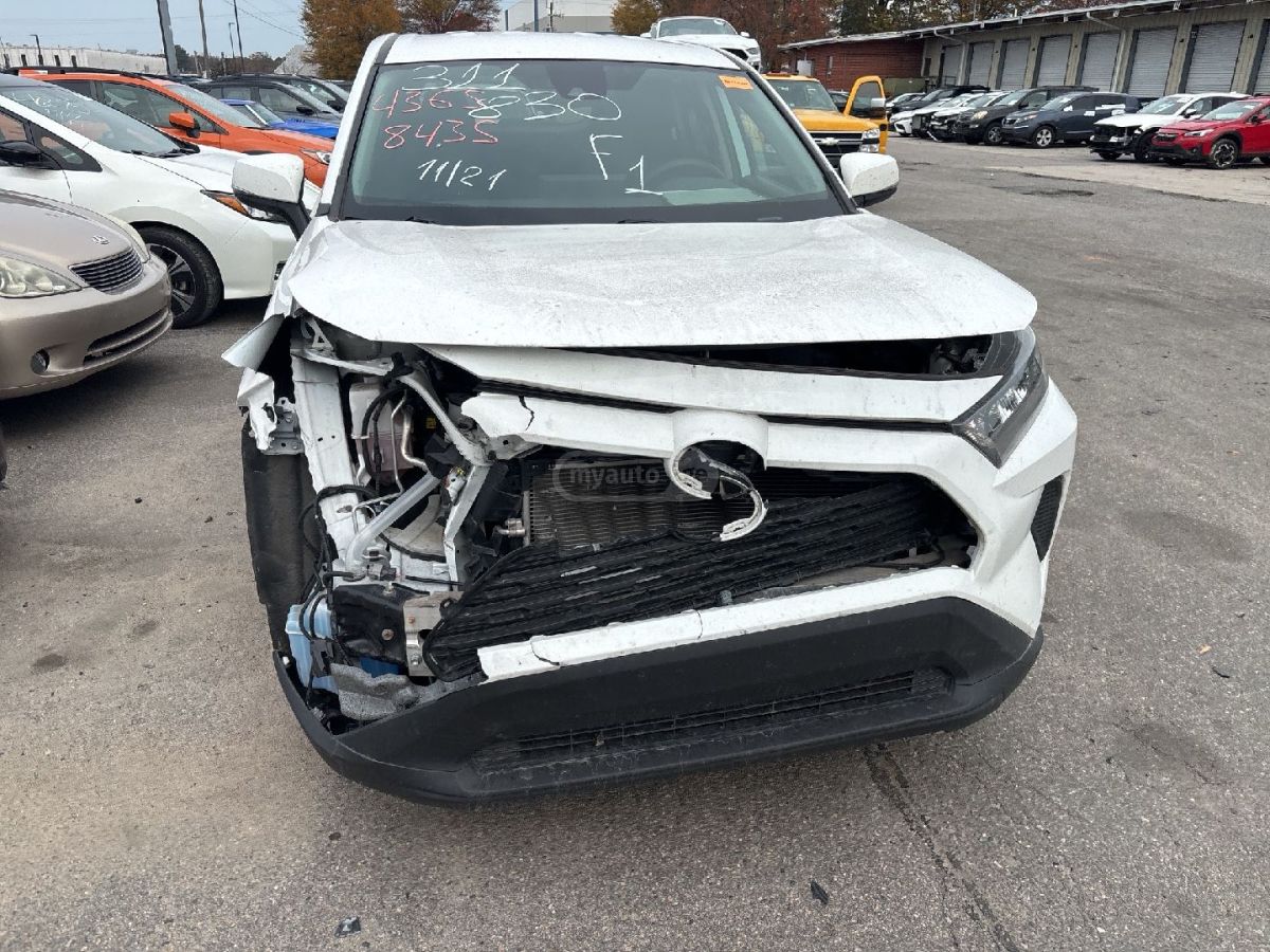 Toyota RAV 4 2022 — photo 2