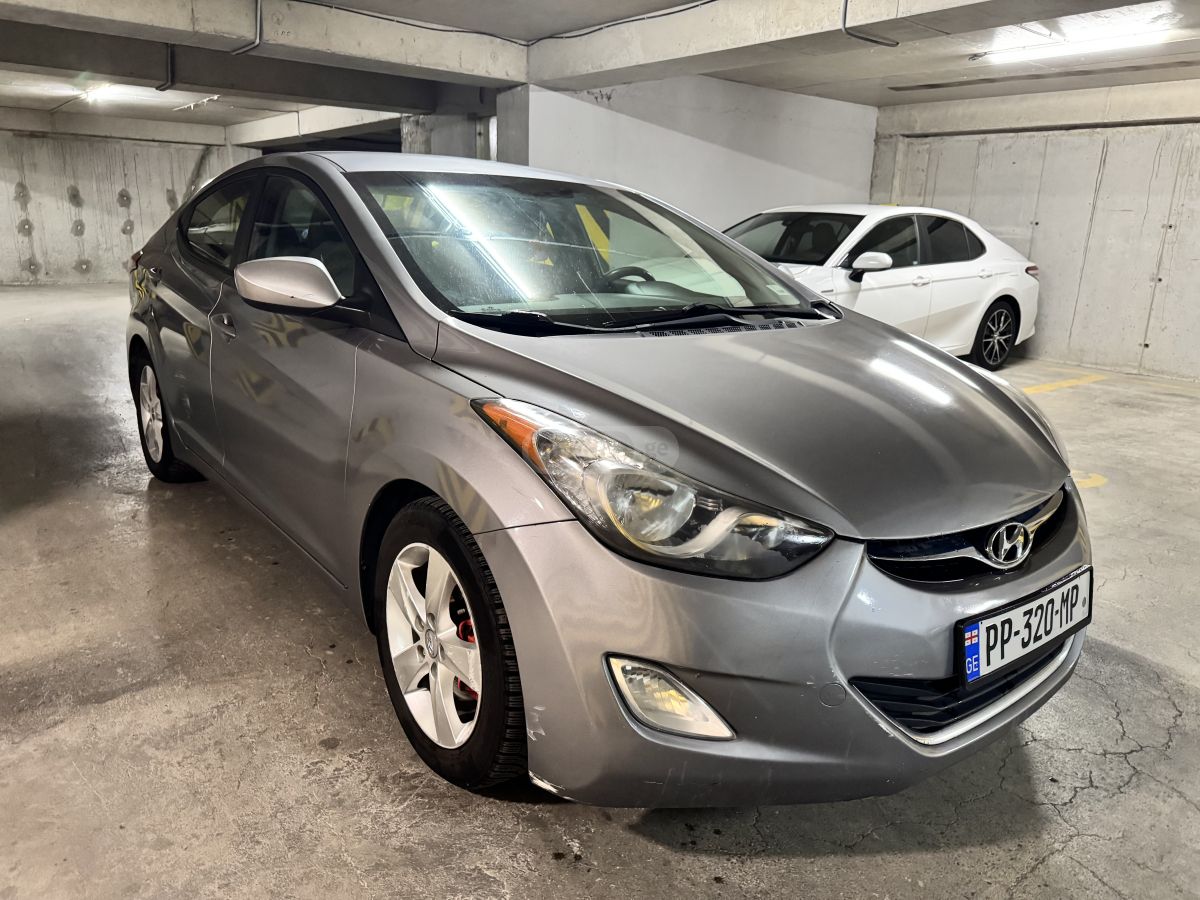 Hyundai Elantra 2013 — photo 2