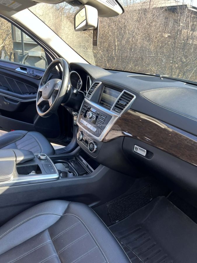 Mercedes-Benz GL 350 2014 — photo 2