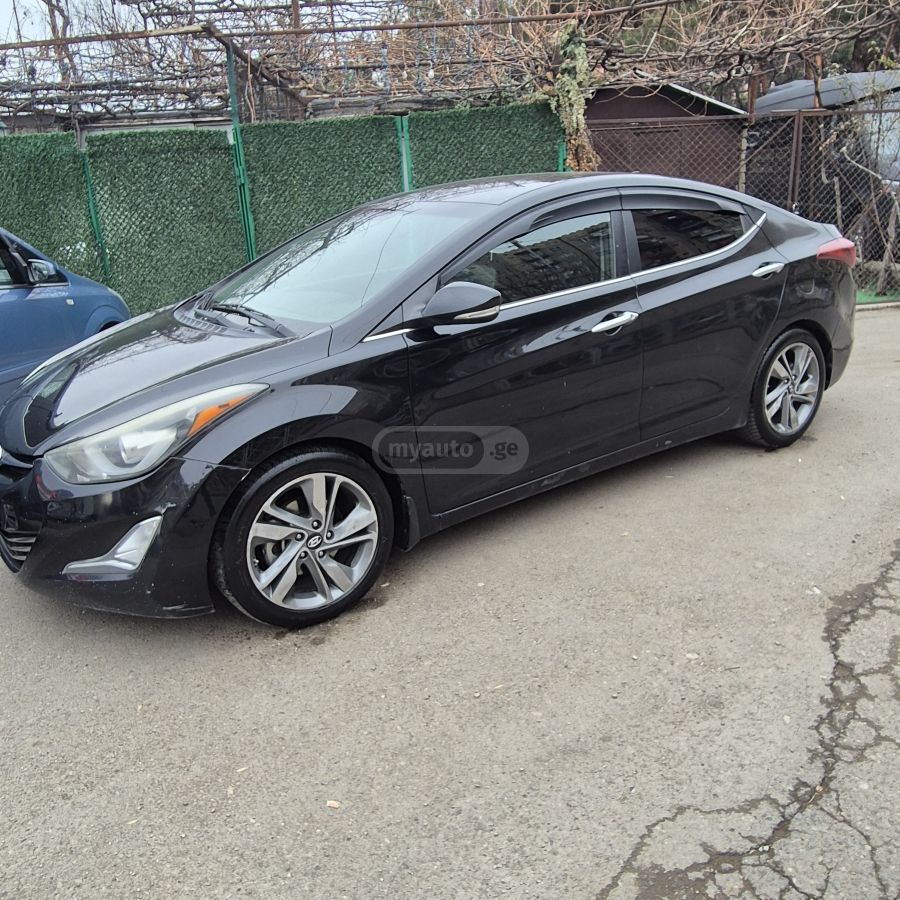 Hyundai Elantra 2015 — photo 2