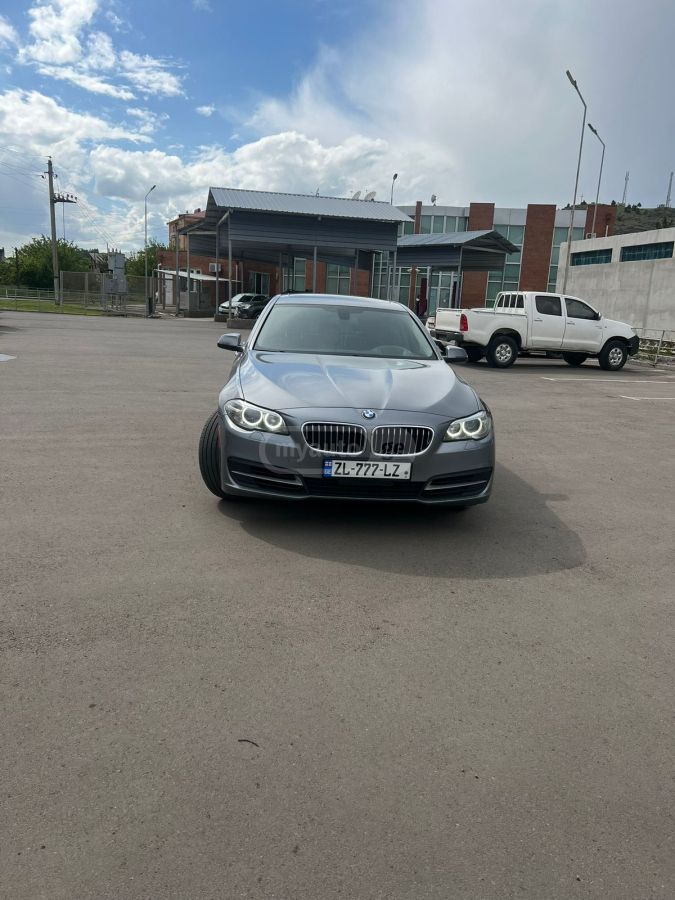 BMW 528 2014 — photo 2