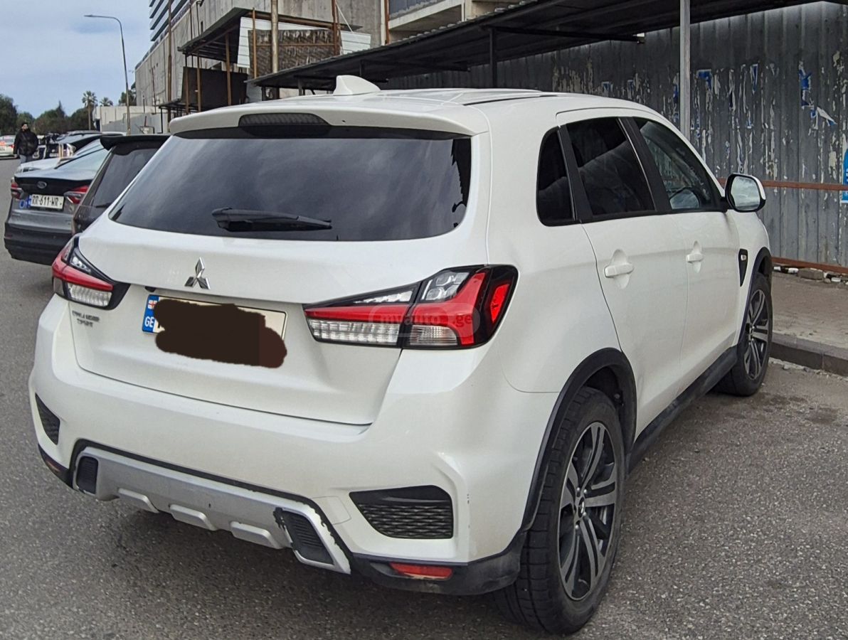 Mitsubishi Outlander Sport