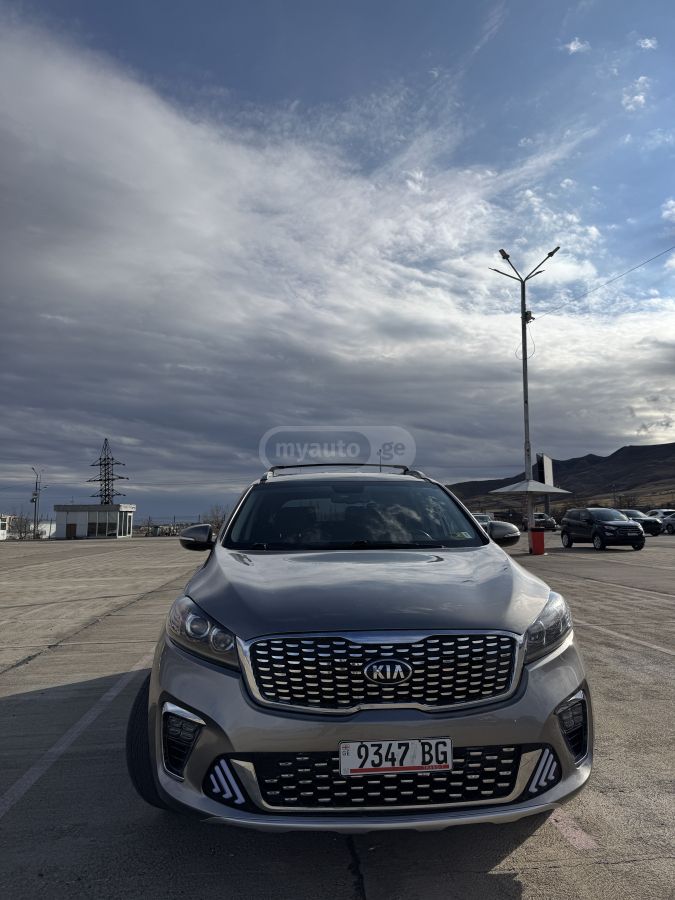 Kia Sorento 2019 — photo 2