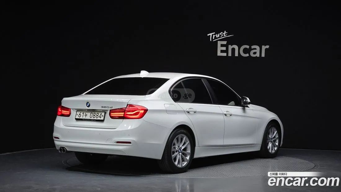 BMW 340 2016 — photo 2