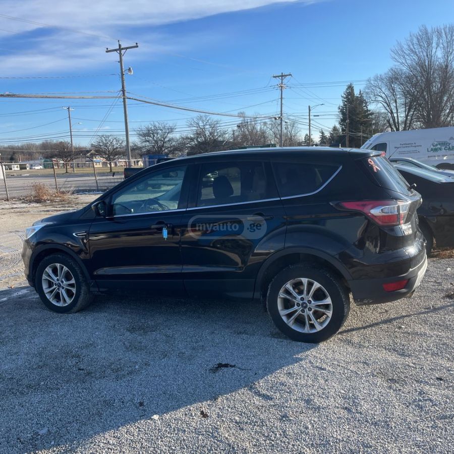 Ford Escape 2017 — photo 2