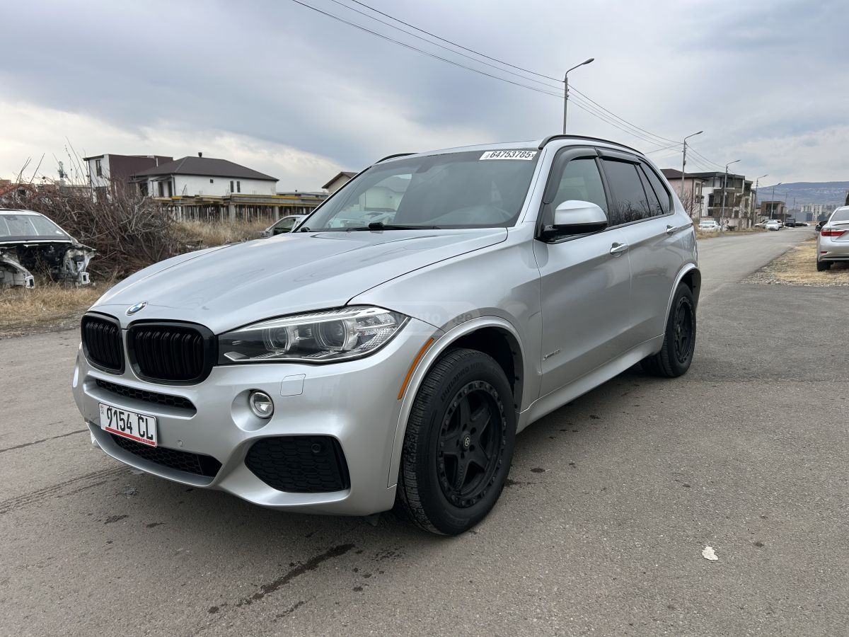 BMW X5 2014 — photo 2