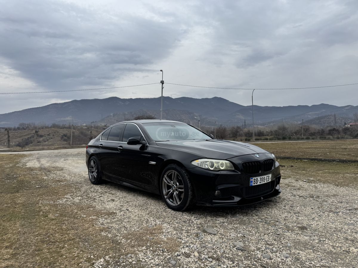 BMW 528 2012 — photo 2