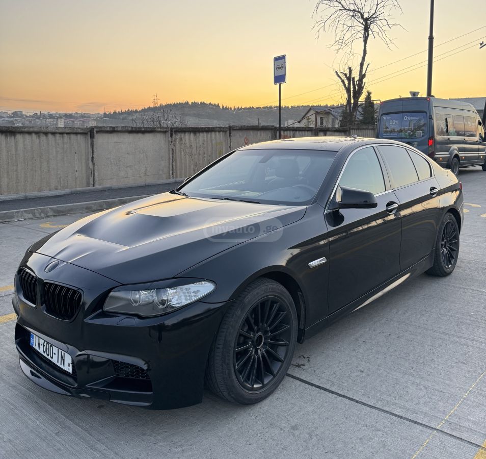 BMW 528 2013 — photo 2