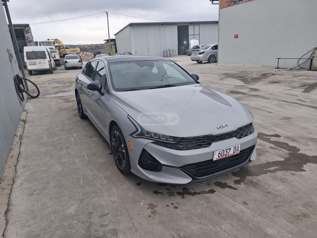 Kia K5 2022 — photo 2