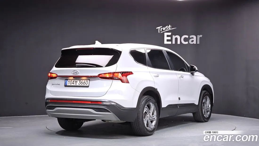Hyundai Santa Fe 2021 — photo 2