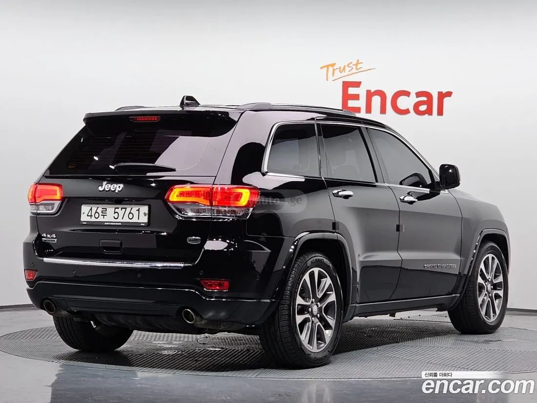 Jeep Grand Cherokee 2018 — photo 2