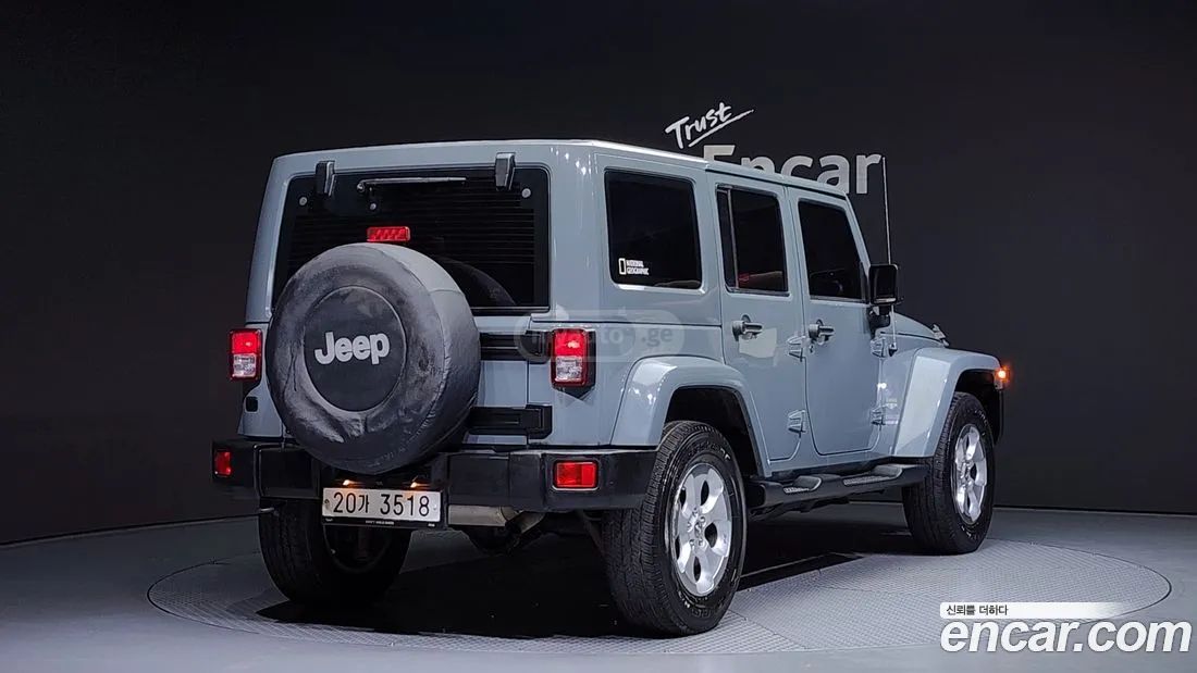 Jeep Wrangler 2014 — photo 2