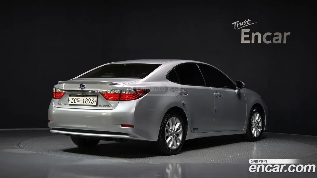 Lexus ES 350 2014 — photo 2