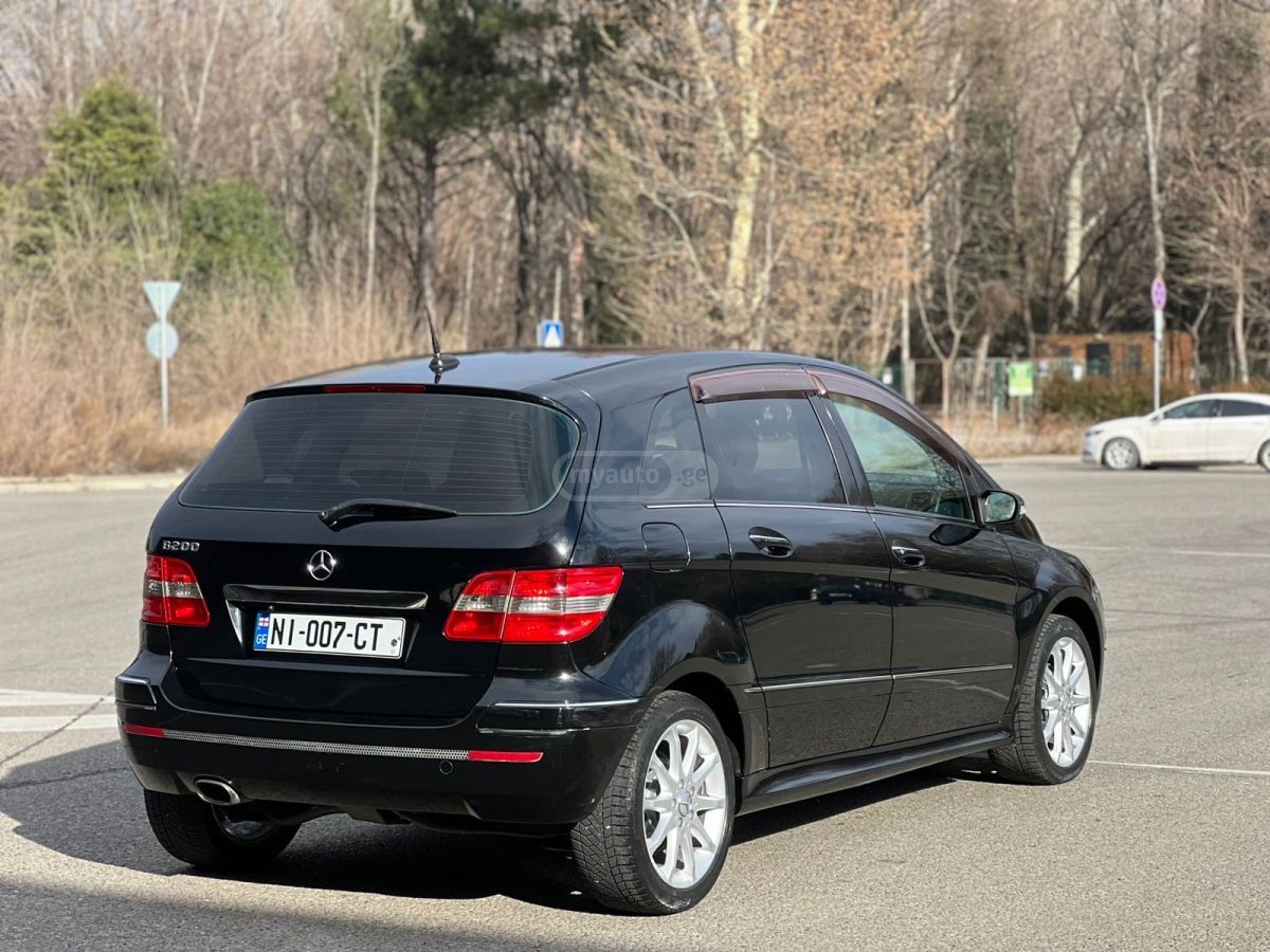 Mercedes-Benz B 200 2006 — photo 2