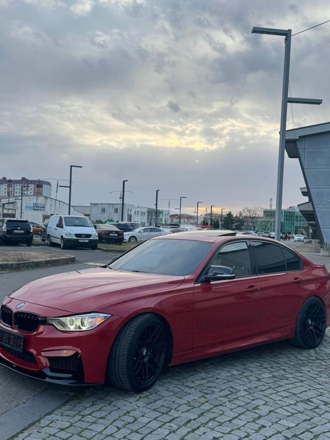 BMW 335 2012 — photo 2