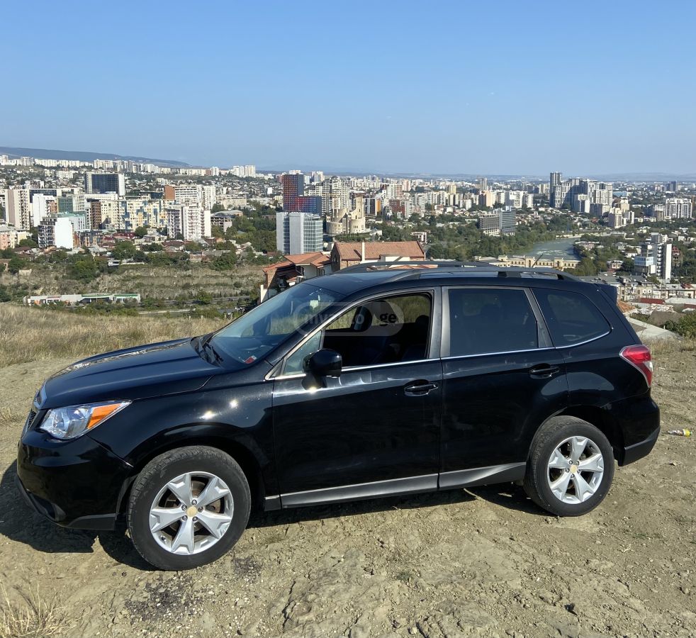 Subaru Forester 2015 — photo 2