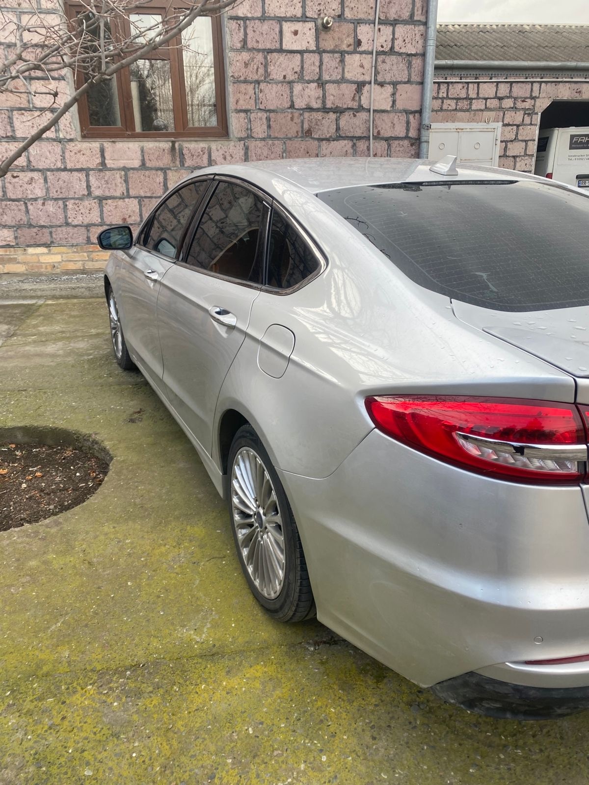 Ford Fusion 2019 — photo 2