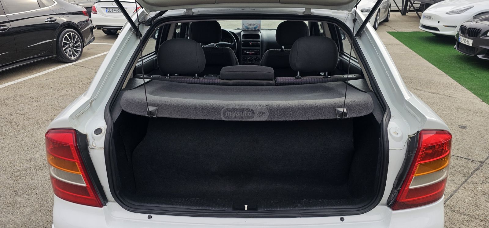 Opel Astra 2003 — photo 2