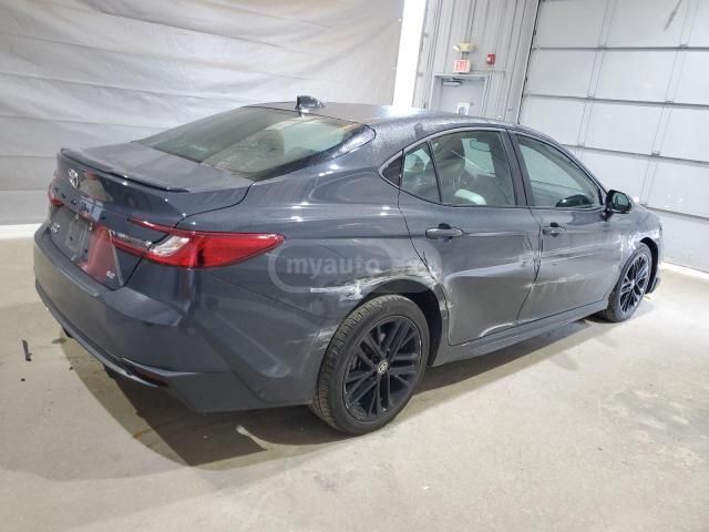 Toyota Camry 2025 — photo 2