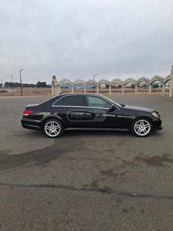 Mercedes-Benz E 350 2013 — photo 2