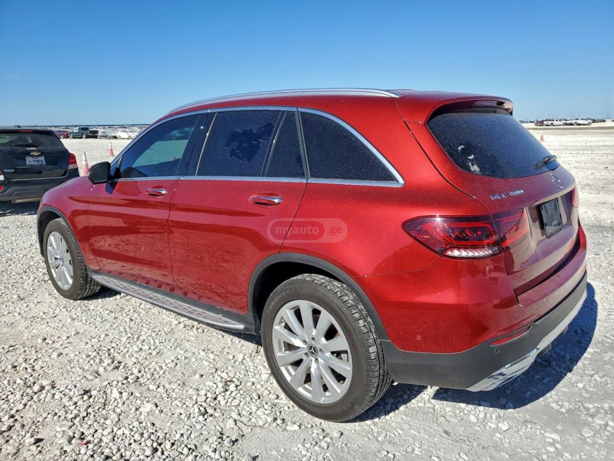 Mercedes-Benz GLC 300 2020 — photo 2