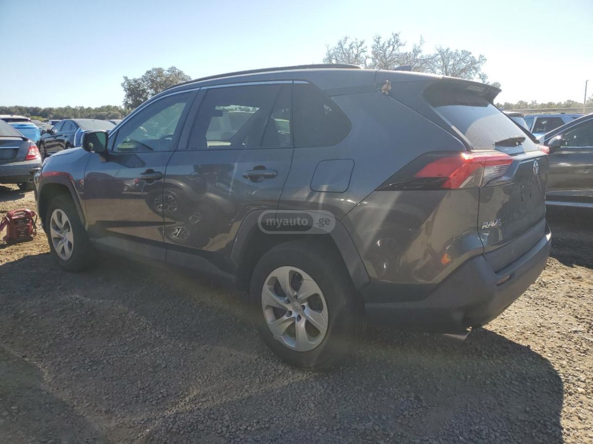 Toyota RAV 4 2021 — photo 2