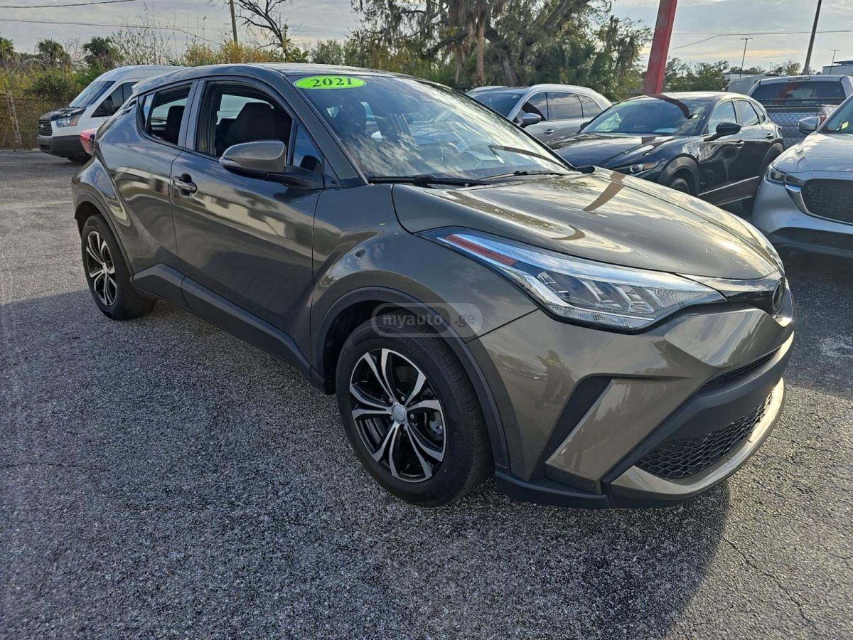 Toyota CHR 2021 — photo 2