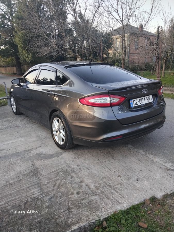 Ford Fusion 2016 — photo 2