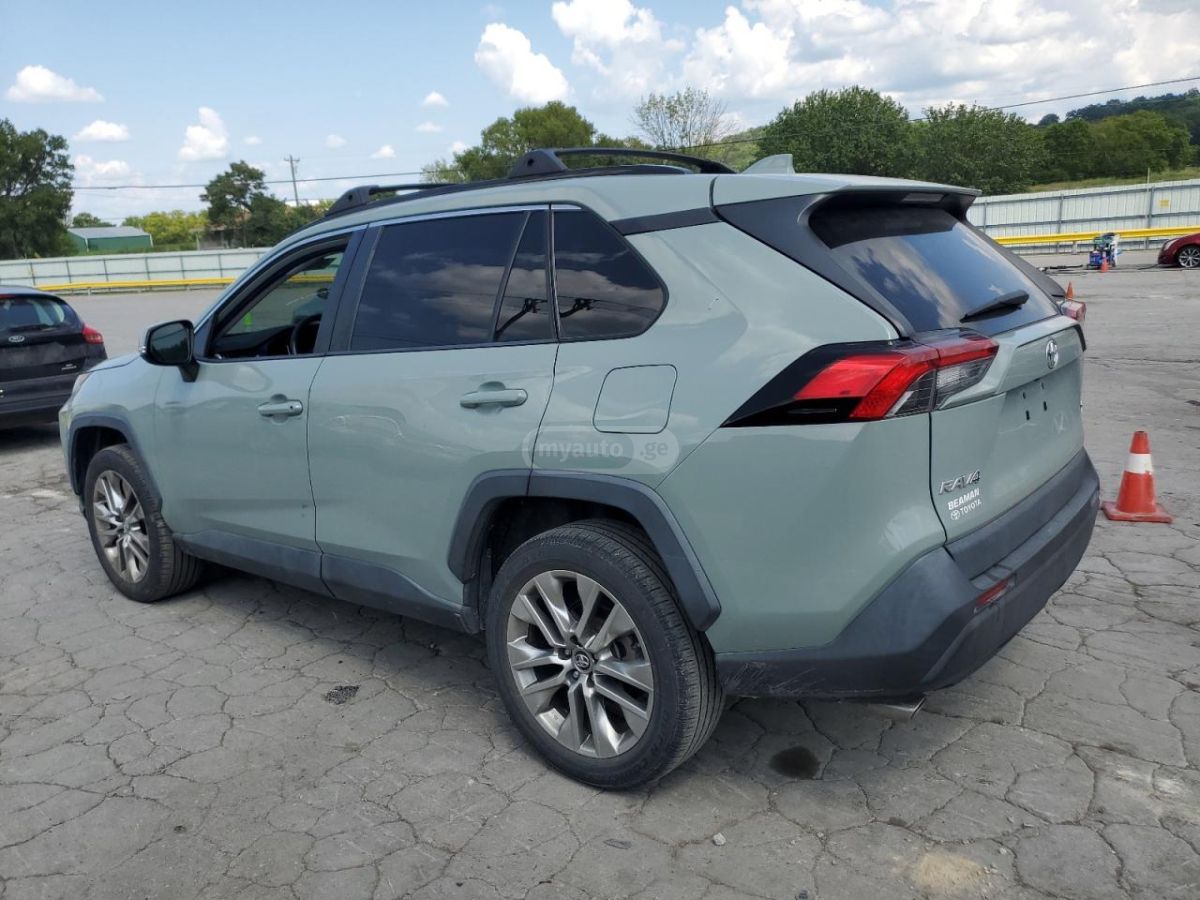 Toyota RAV 4 2019 — photo 2