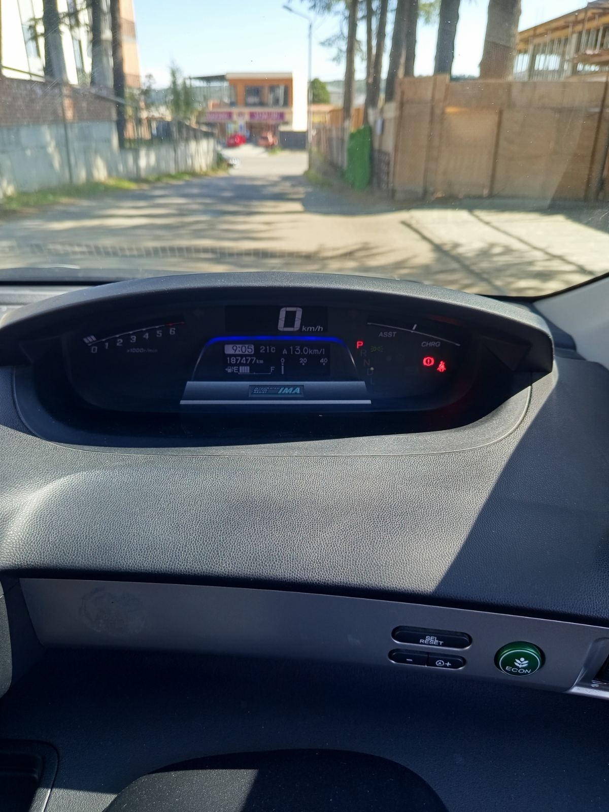 Honda Freed 2012 — photo 2
