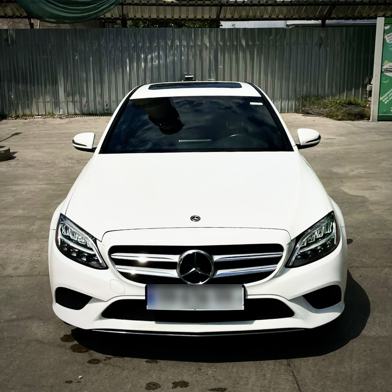Mercedes-Benz C 300 2019 — photo 2