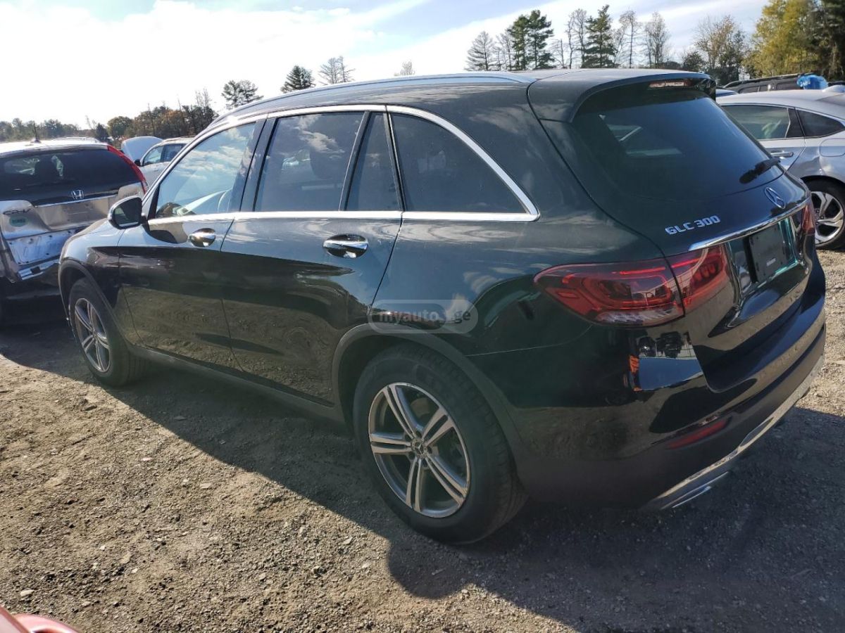 Mercedes-Benz GLC 300 2020 — photo 2