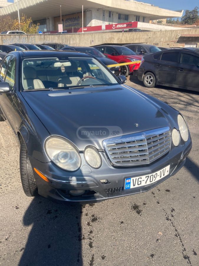 Mercedes-Benz E 350