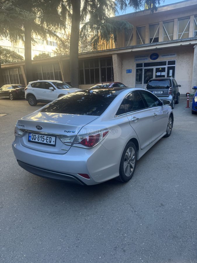 Hyundai Sonata 2014 — photo 2