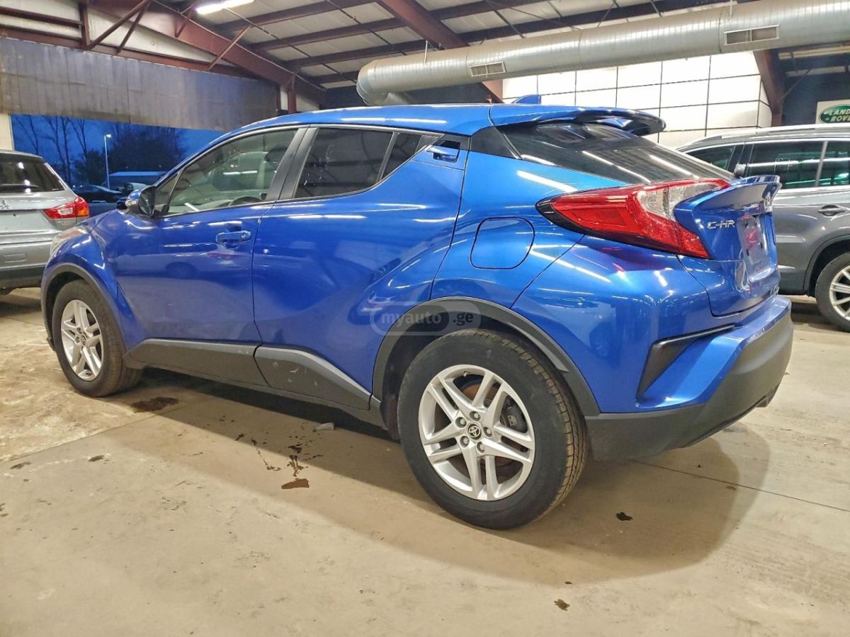 Toyota CHR 2020 — photo 2