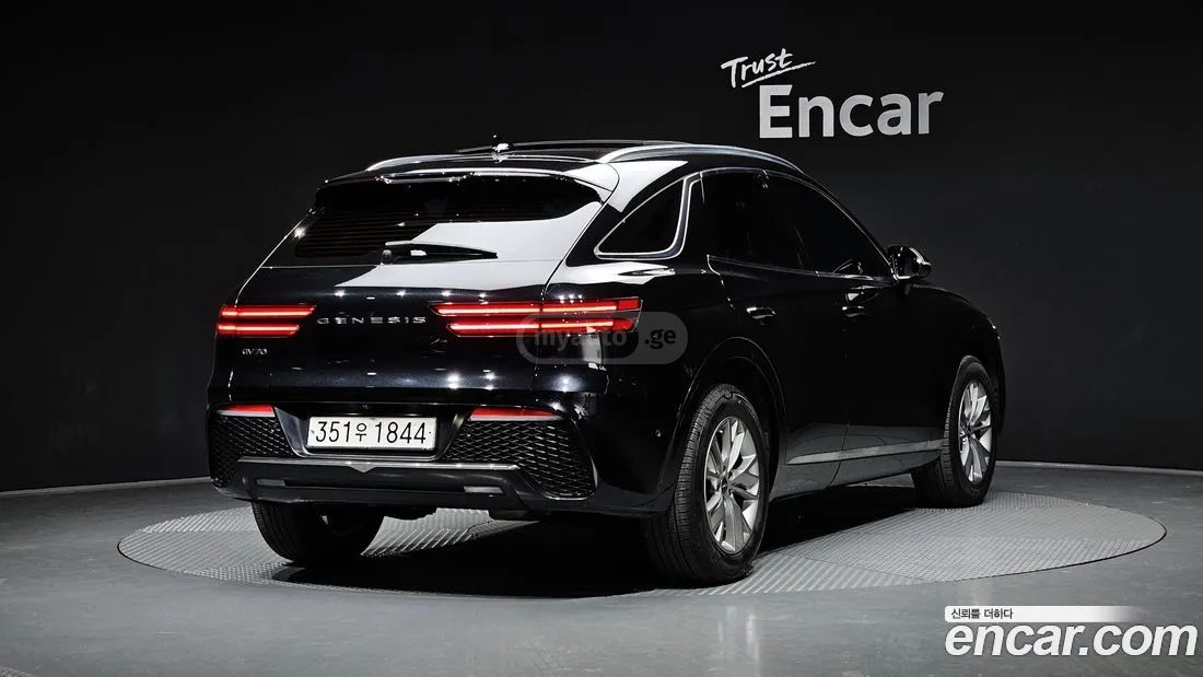 Hyundai Genesis 2023 — photo 2
