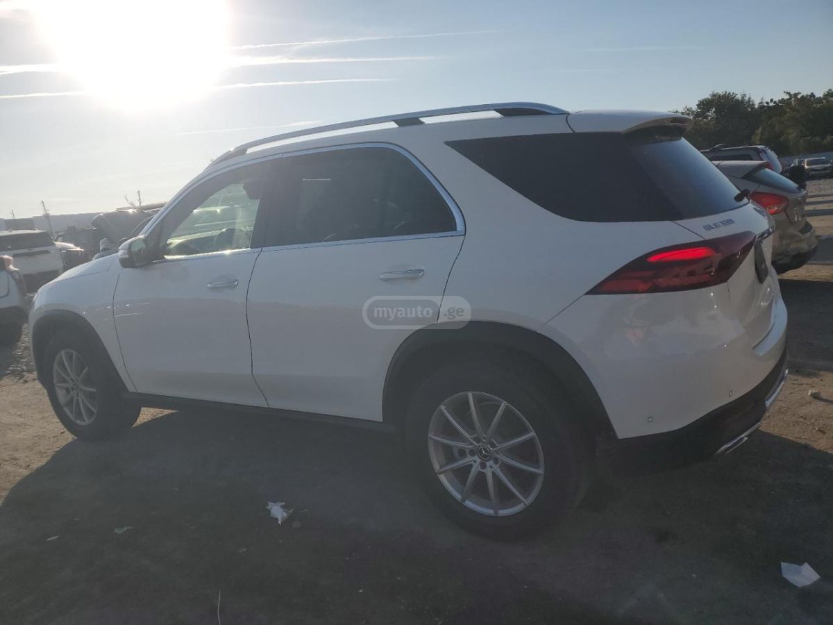 Mercedes-Benz GLE 350 2024 — photo 2