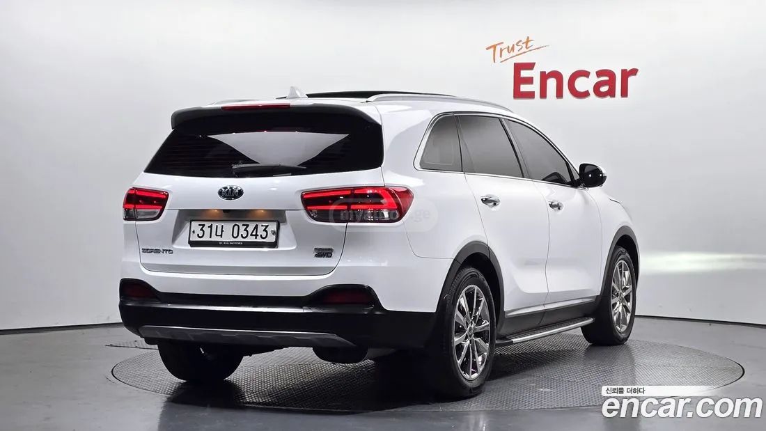 Kia Sorento 2017 — photo 2