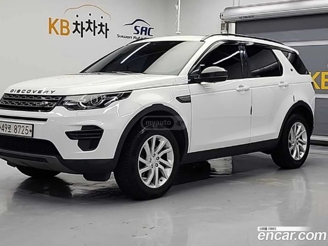 Land Rover Discovery Sport 2017 — photo 2